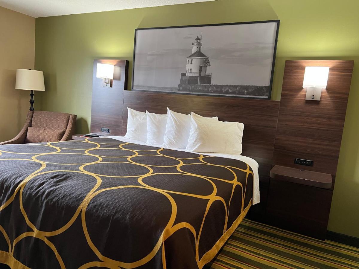 Hotel Super 8 By Wyndham Superior Wi Esterno foto