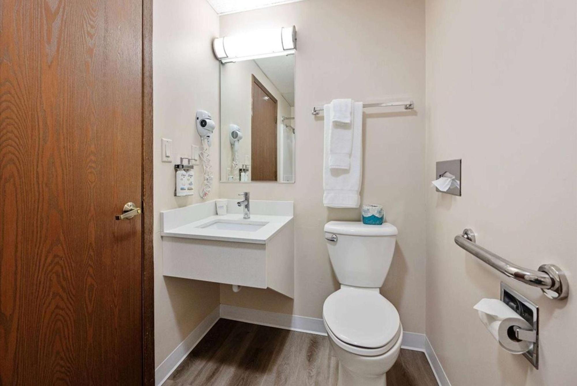 Hotel Super 8 By Wyndham Superior Wi Esterno foto