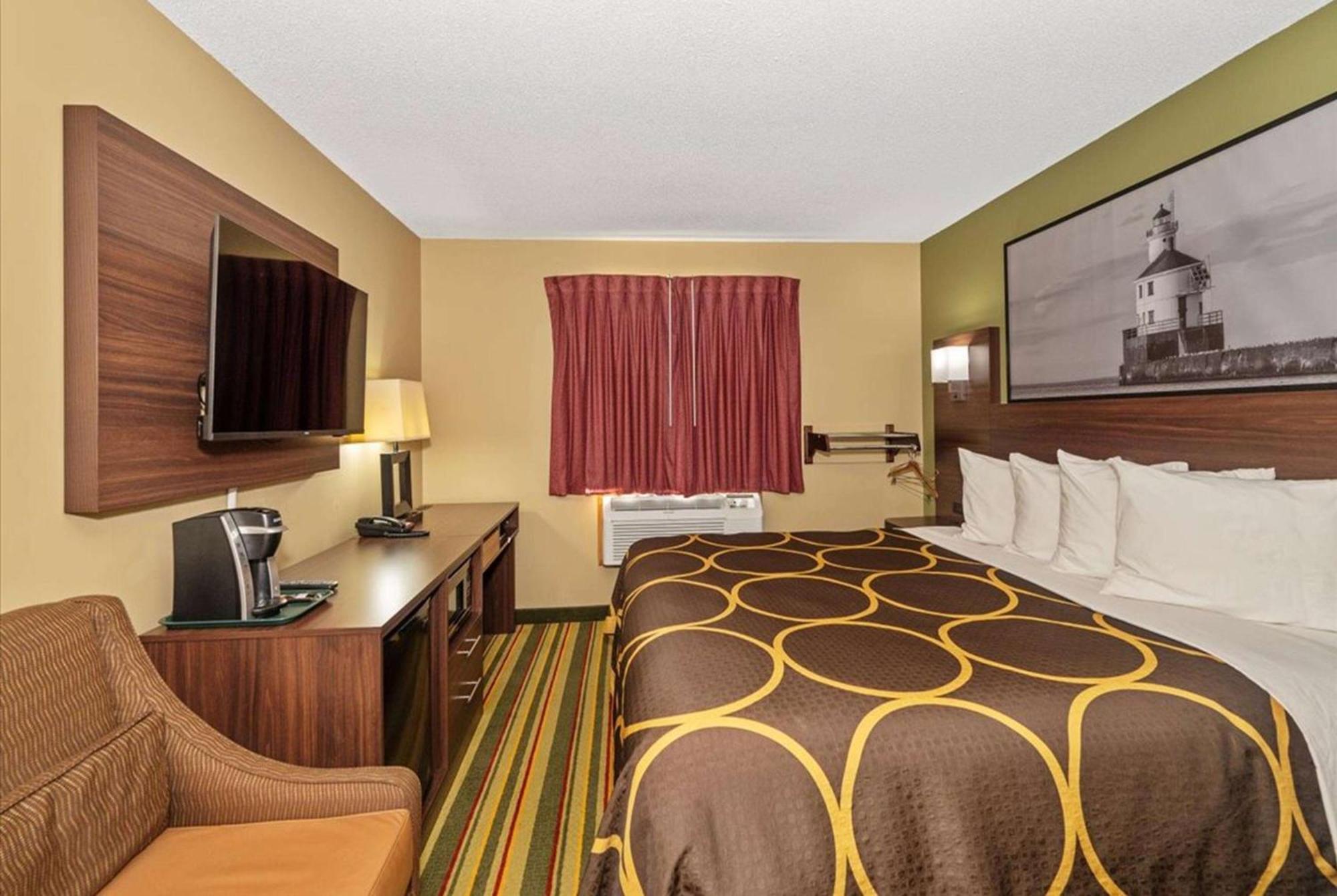Hotel Super 8 By Wyndham Superior Wi Esterno foto